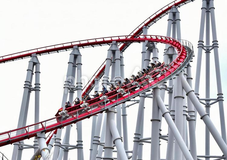 ジェットコースターを怖くならい方法や安全な場所はあるの？ 浮遊感なくす方法は？苦手な人の特徴と車で酔う人は酔うのか？も調査！ うさぎのお部屋